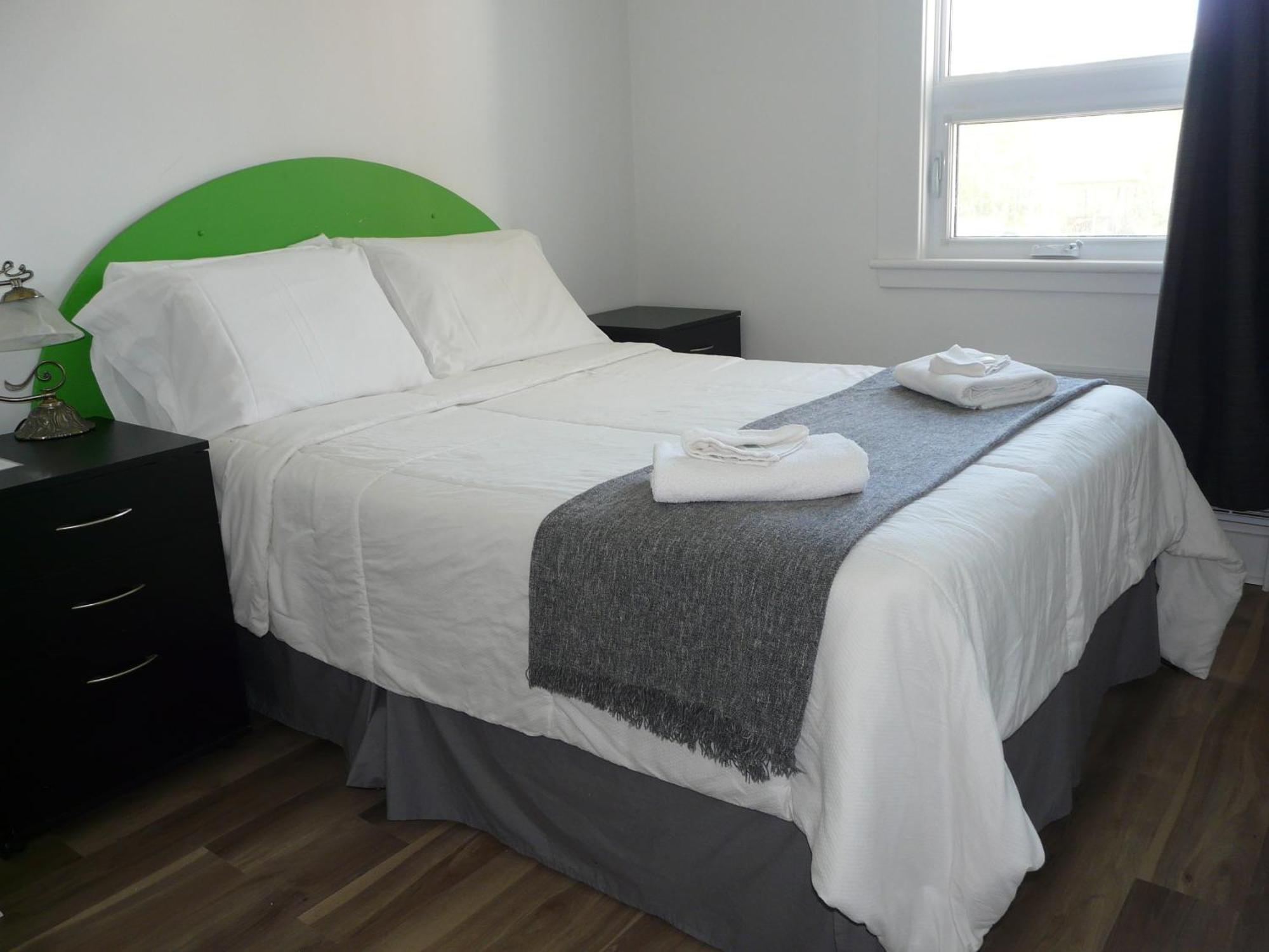 Auberge La Petite École de Forillon Gaspé Chambre photo